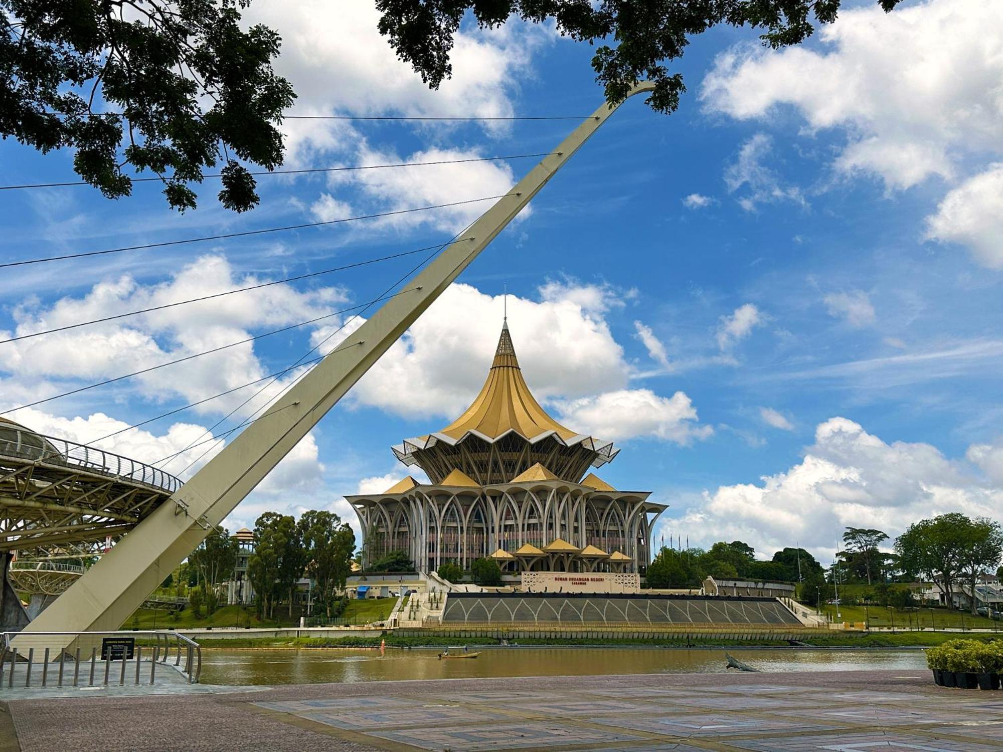 Sheraton Kuching Hotel Esterno foto